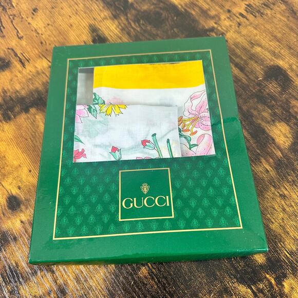 Gucci Flora Silk Square Scarves Set of 2 With Box for Neck Hair Bag Vintage - Picture 8 of 8